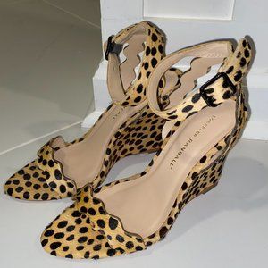 Leoffler Randall Piper Scalloped Wedge Cheetah